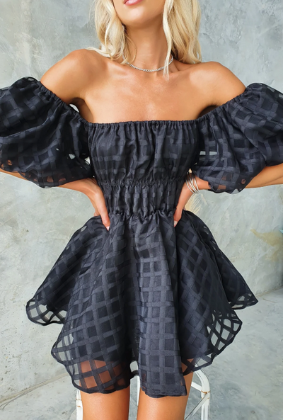 Evie™ | Robe à Manches Bouffantes