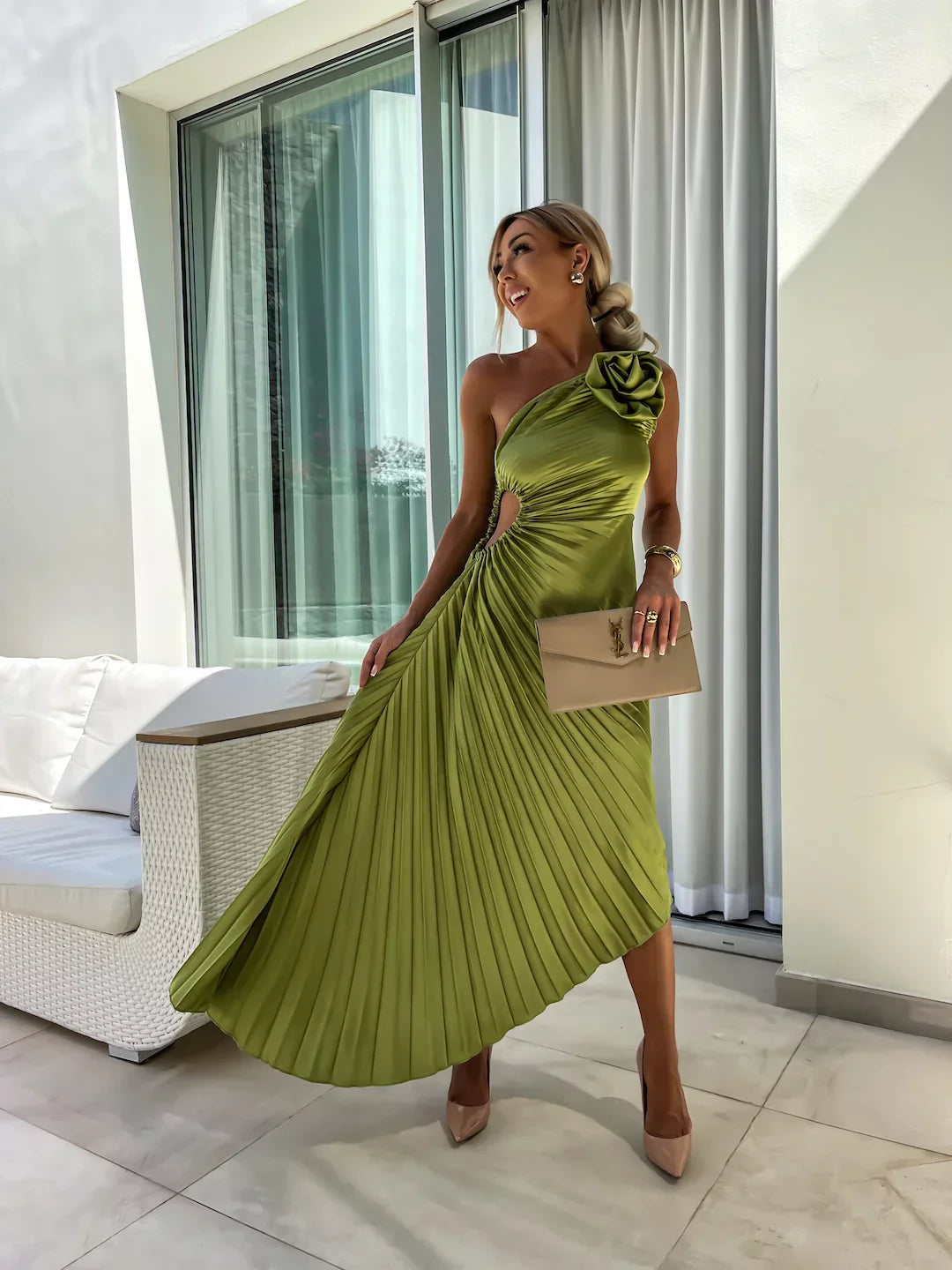 Lizbeth™ | Robe Épaules Dénudées à Fleurs