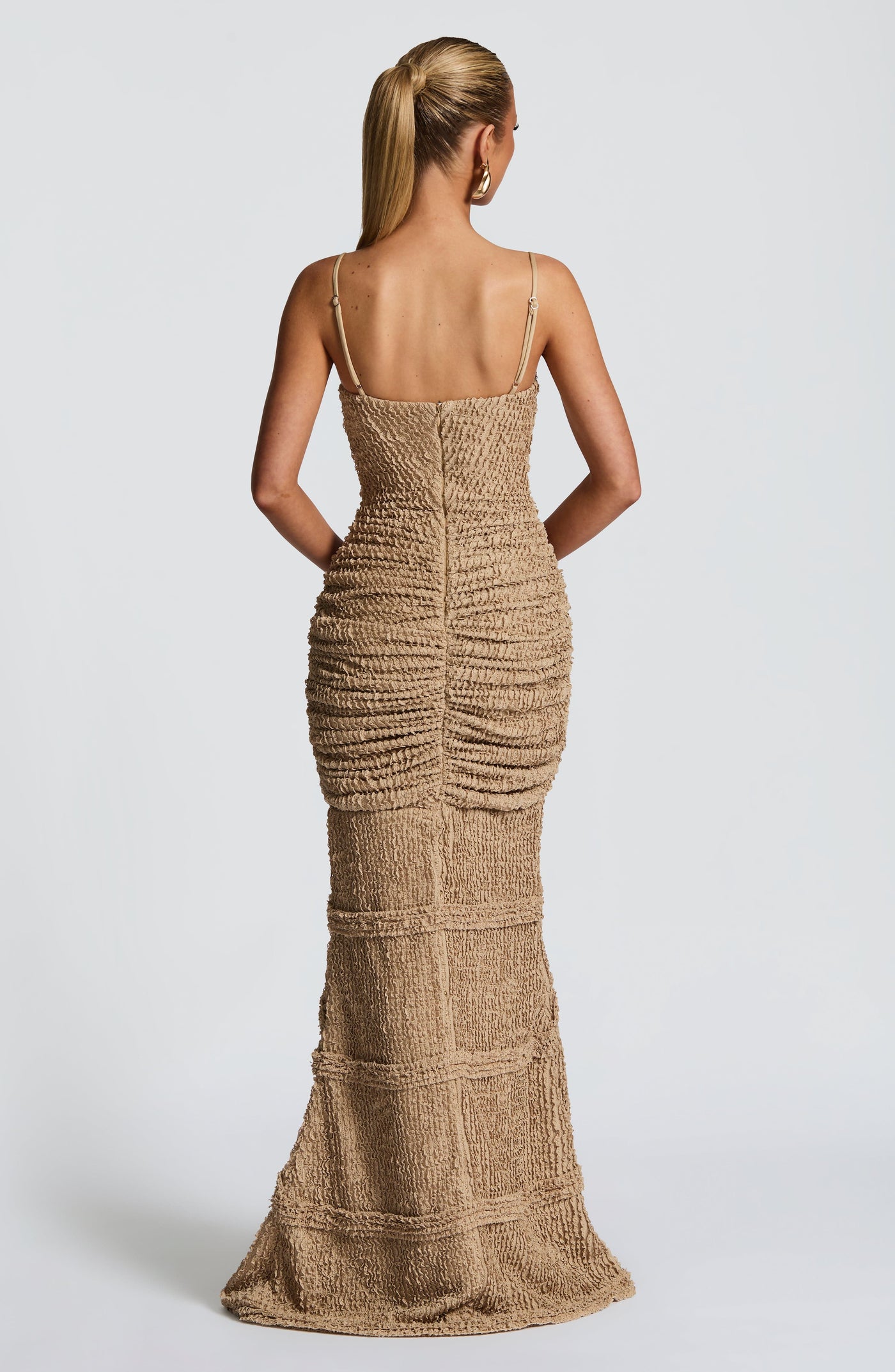 Vienna™ | Robe de Soirée Longue Sculptée