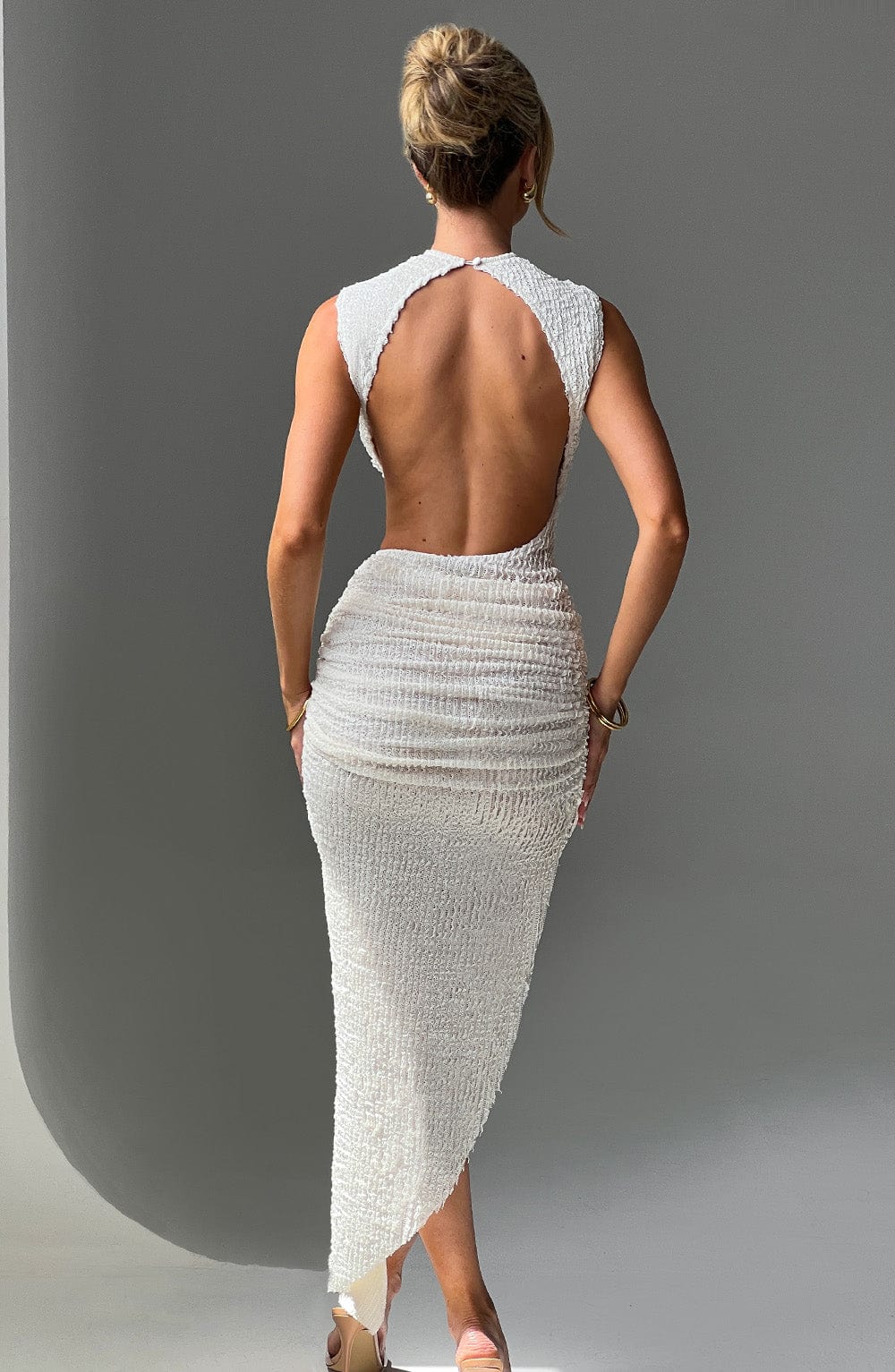 Soraya™ | Robe Midi Asymétrique Texturée
