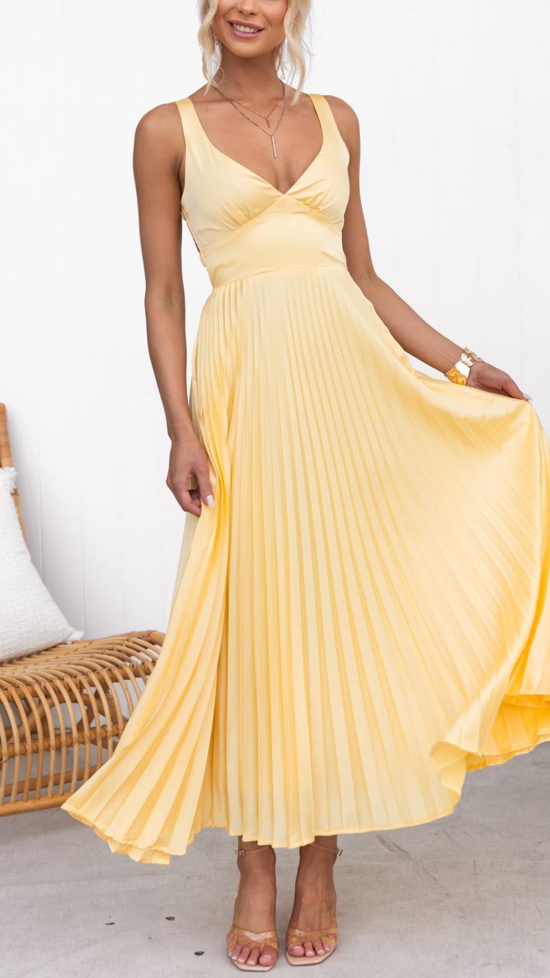 Lynne™ | Robe Longue Plissée à Encolure en V