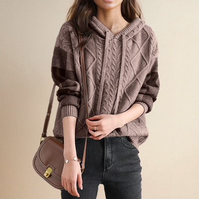 Emily™ | Pull à Capuche Torsadé