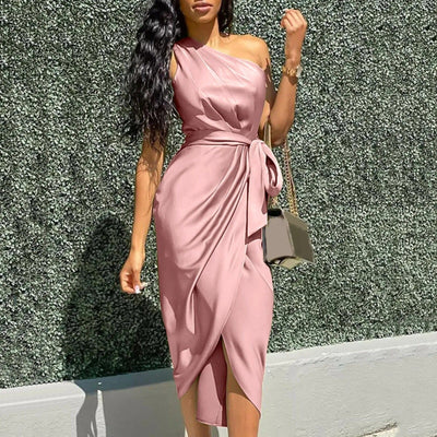 Eve™ | Robe Maxi Asymétrique en Soie avec Volants